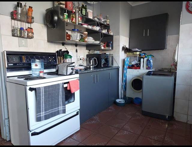 3 BEDROOM HOUSE FOR SALE IN DASPOORT ESTATE